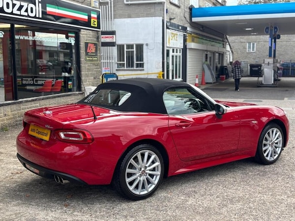 Used Fiat 124 Spider 2016 for sale - 76287936: Photo 15