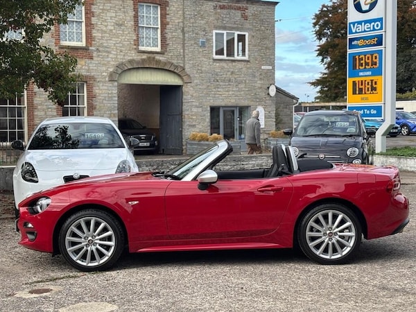 Used Fiat 124 Spider 2016 for sale - 76287936: Photo 3