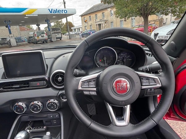 Used Fiat 124 Spider 2016 for sale - 76287936: Photo 46