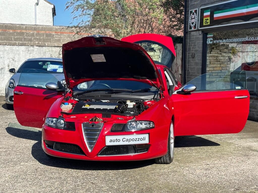 Used Alfa Romeo GT 2009 for sale - 77718984: Photo 10