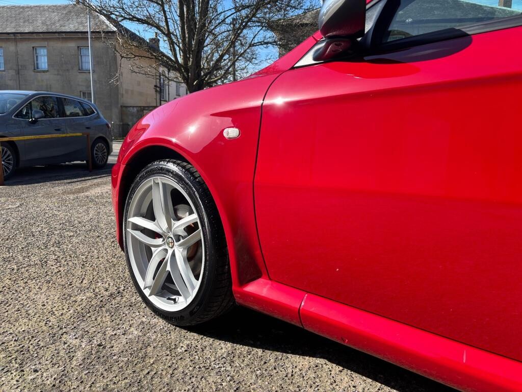 Used Alfa Romeo GT 2009 for sale - 77718984: Photo 31