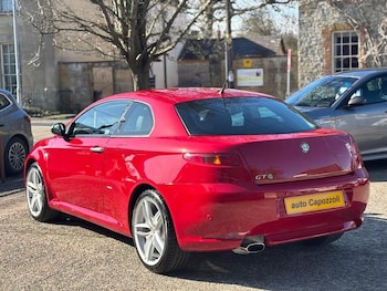 Used Alfa Romeo GT 2009 for sale - 77718984: Photo