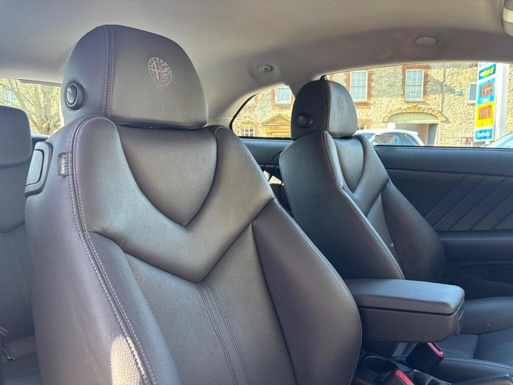 Used Alfa Romeo GT 2009 for sale - 77718984: Photo 70