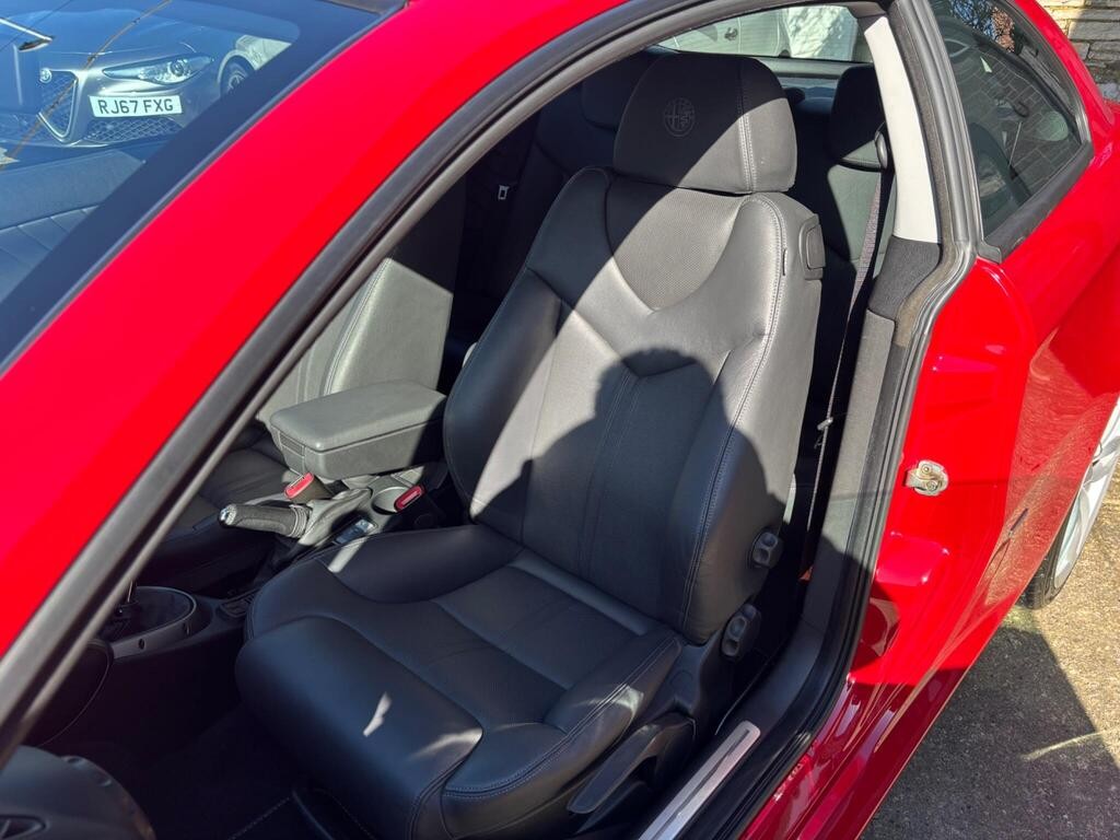 Used Alfa Romeo GT 2009 for sale - 77718984: Photo 81