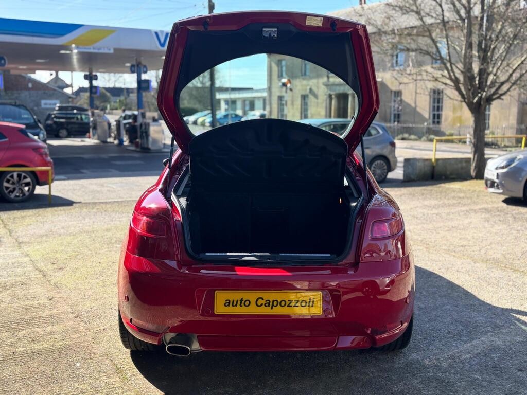 Used Alfa Romeo GT 2009 for sale - 77718984: Photo 88