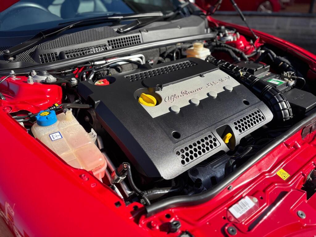 Used Alfa Romeo GT 2009 for sale - 77718984: Photo 93