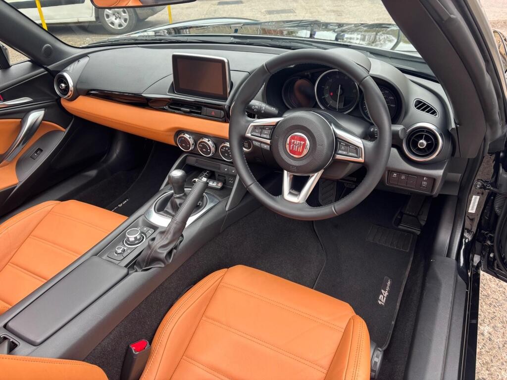 Used Fiat 124 Spider 2018 for sale - 78098423: Photo 44