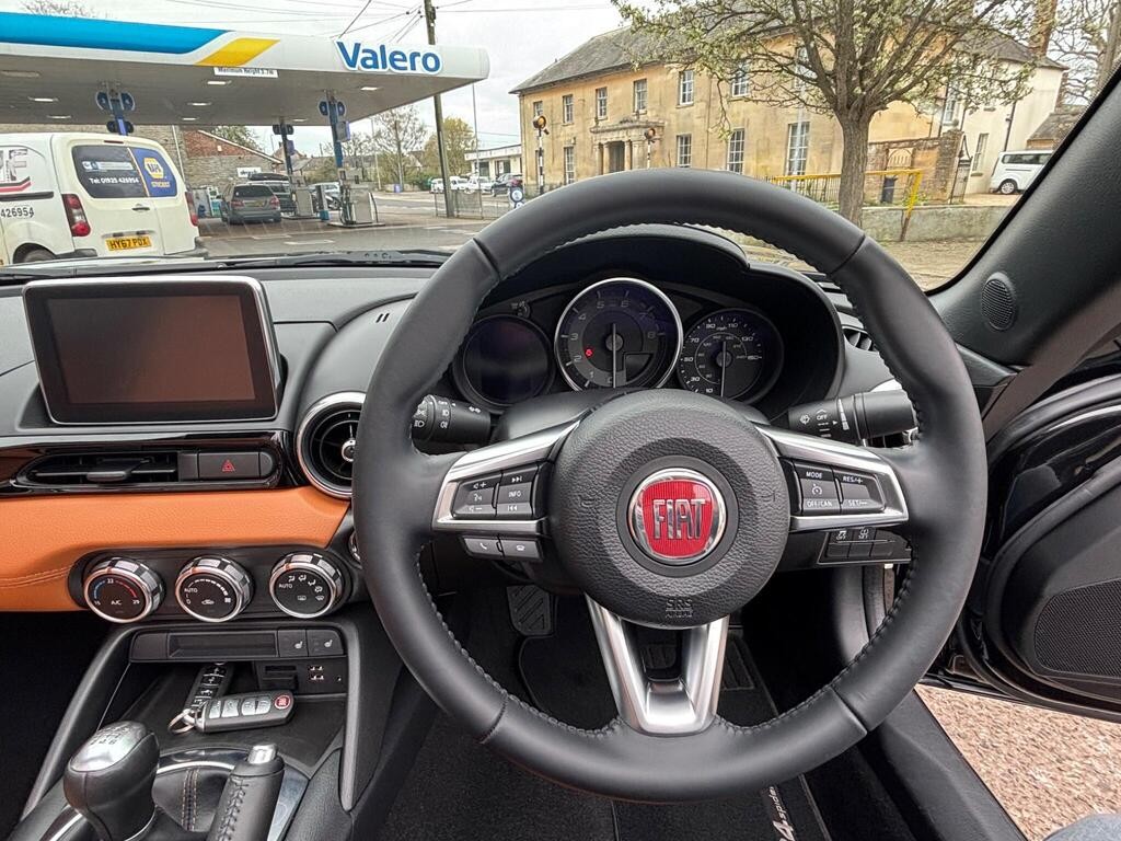 Used Fiat 124 Spider 2018 for sale - 78098423: Photo 46