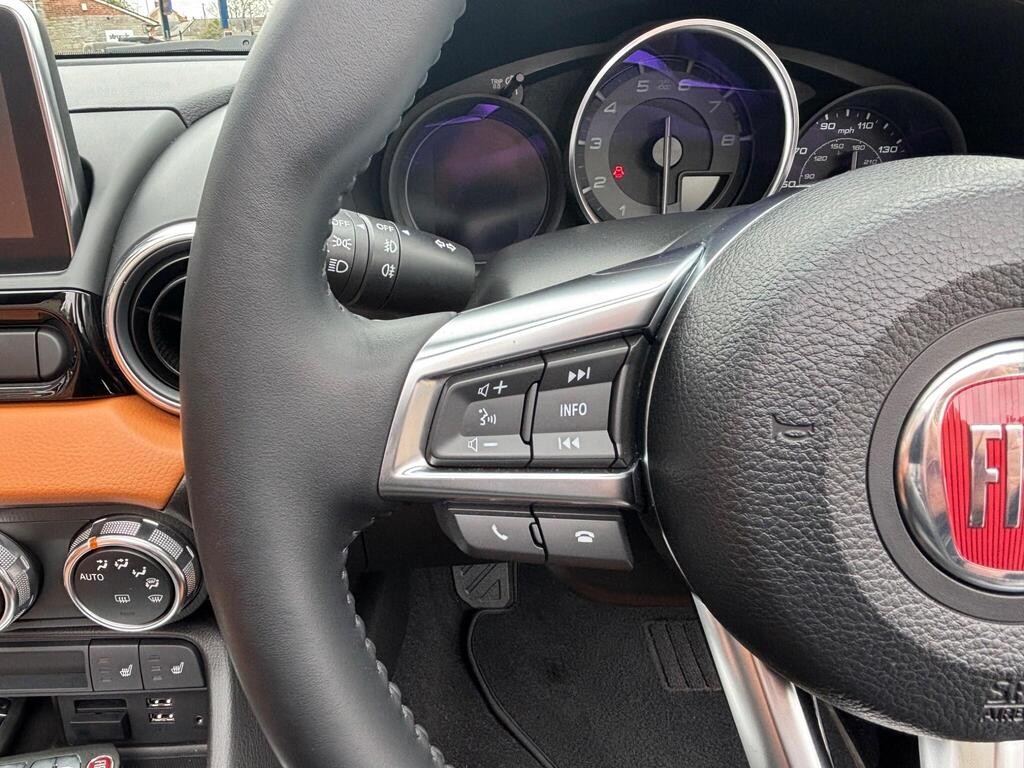 Used Fiat 124 Spider 2018 for sale - 78098423: Photo 47