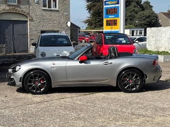 Used Abarth 124 Spider 2017 for sale - 76010701: Photo