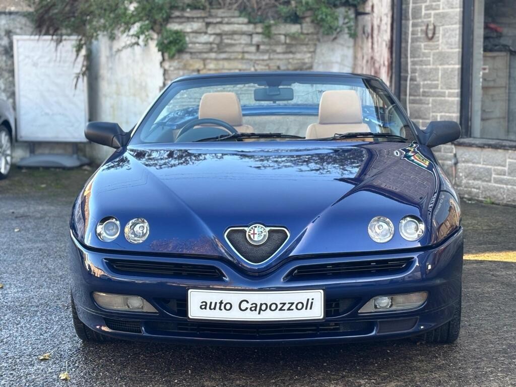 Used Alfa Romeo Spider 2004 for sale - 76739337: Photo 11
