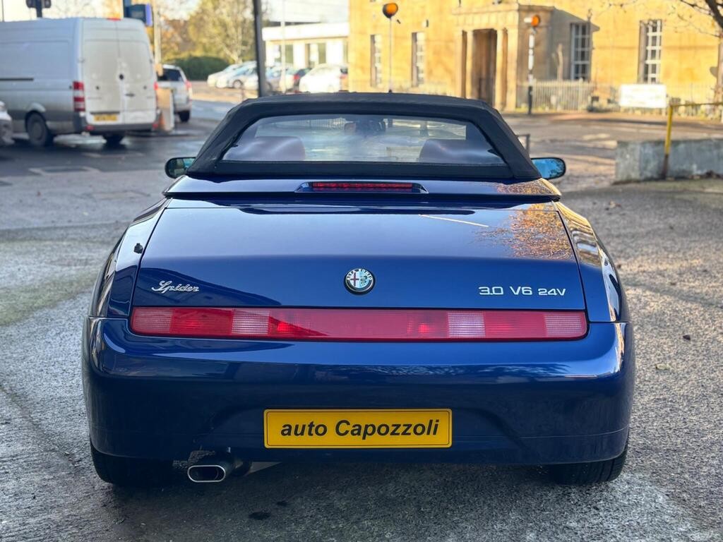 Used Alfa Romeo Spider 2004 for sale - 76739337: Photo 16