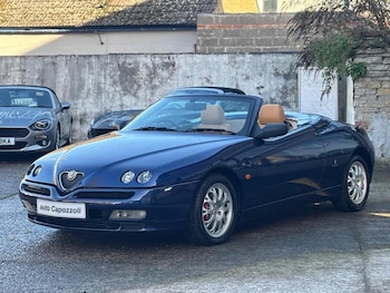 Used Alfa Romeo Spider 2002 for sale - 76739337: Photo