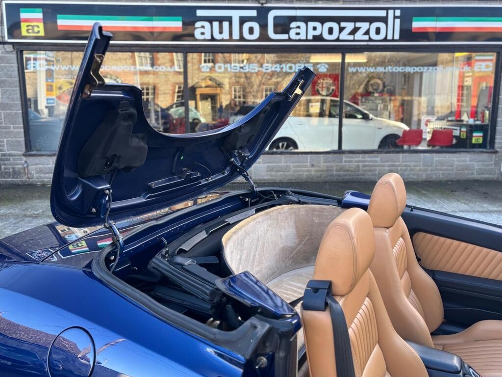 Used Alfa Romeo Spider 2004 for sale - 76739337: Photo 23