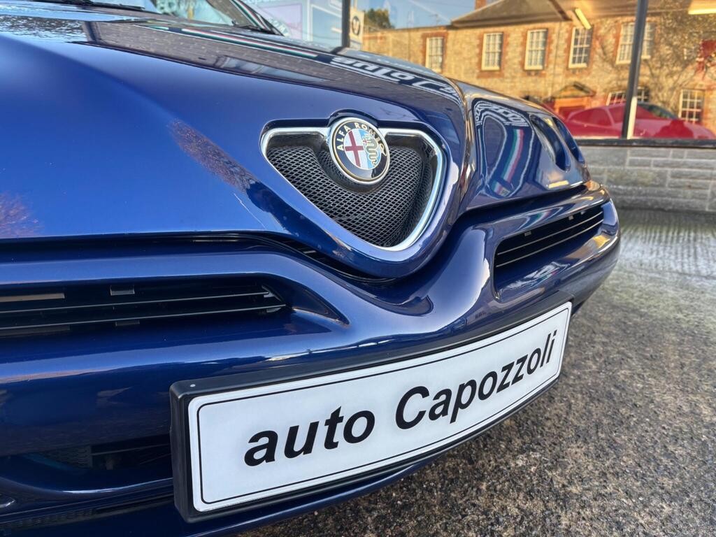 Used Alfa Romeo Spider 2004 for sale - 76739337: Photo 25