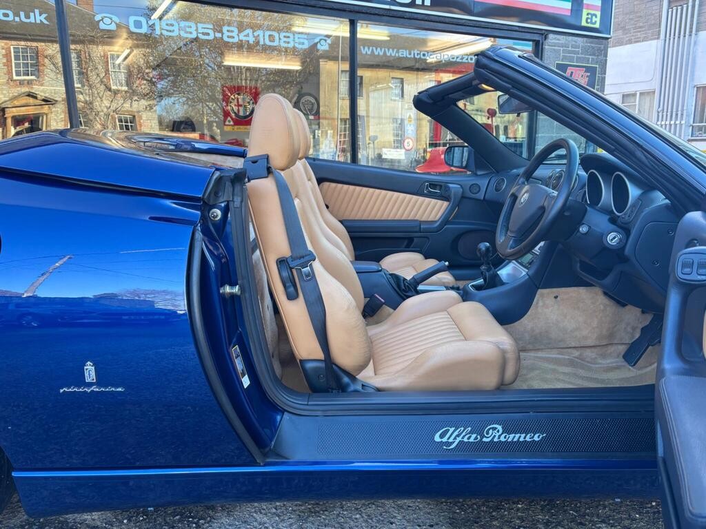 Used Alfa Romeo Spider 2004 for sale - 76739337: Photo 42