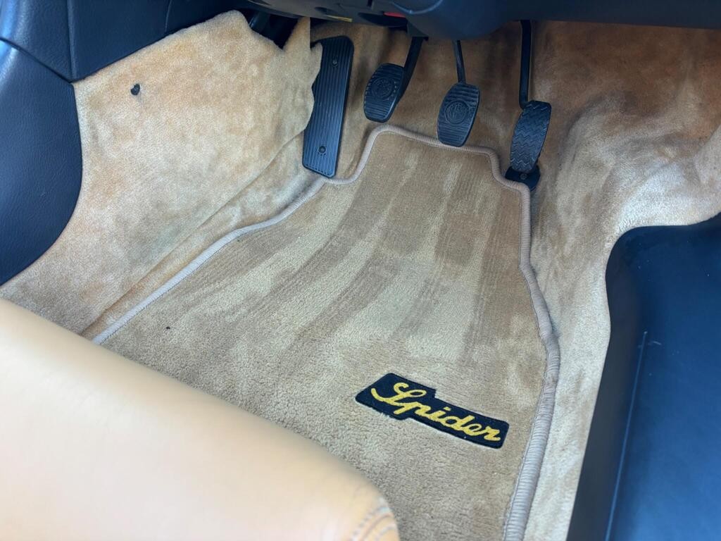 Used Alfa Romeo Spider 2004 for sale - 76739337: Photo 48