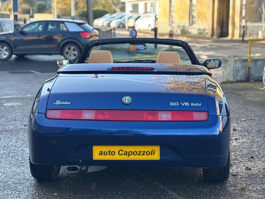Used Alfa Romeo Spider 2004 for sale - 76739337: Photo 5