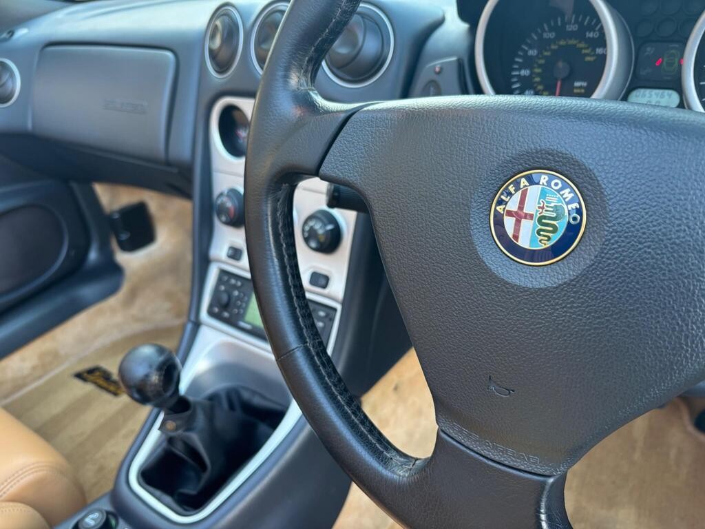 Used Alfa Romeo Spider 2004 for sale - 76739337: Photo 52