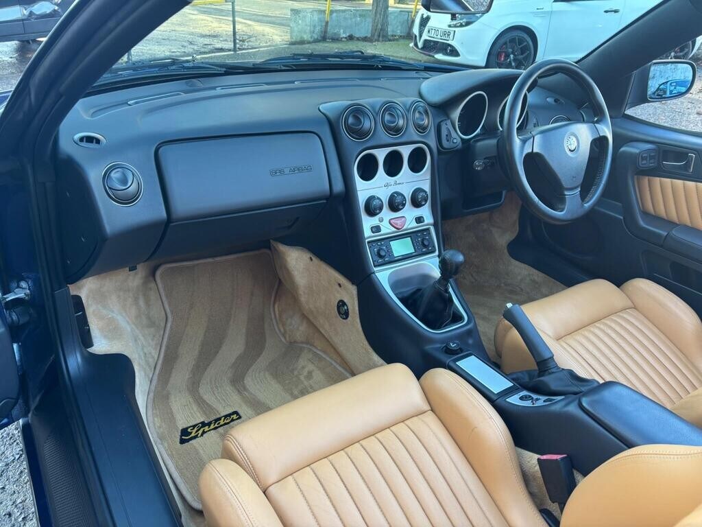 Used Alfa Romeo Spider 2004 for sale - 76739337: Photo 68