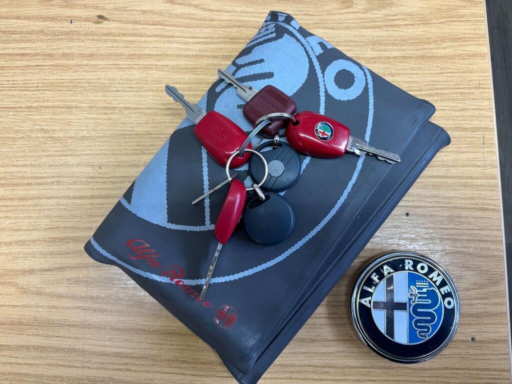 Used Alfa Romeo Spider 2004 for sale - 76739337: Photo 87