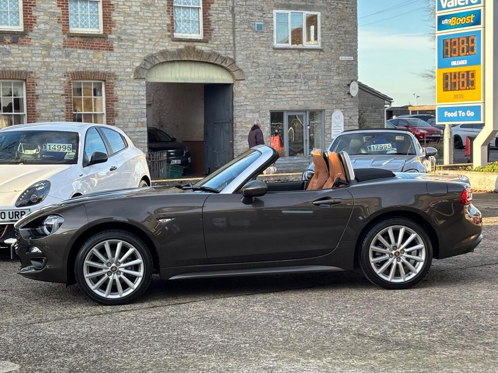 Used Fiat 124 Spider 2017 for sale - 76653798: Photo 4