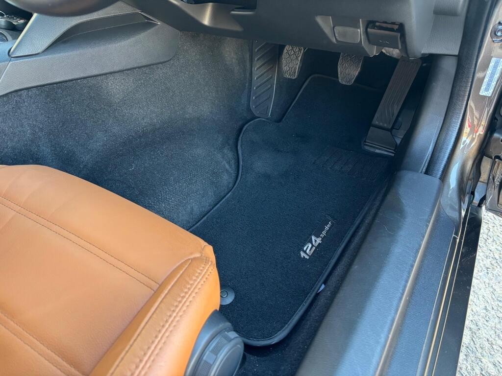 Used Fiat 124 Spider 2017 for sale - 76653798: Photo 42