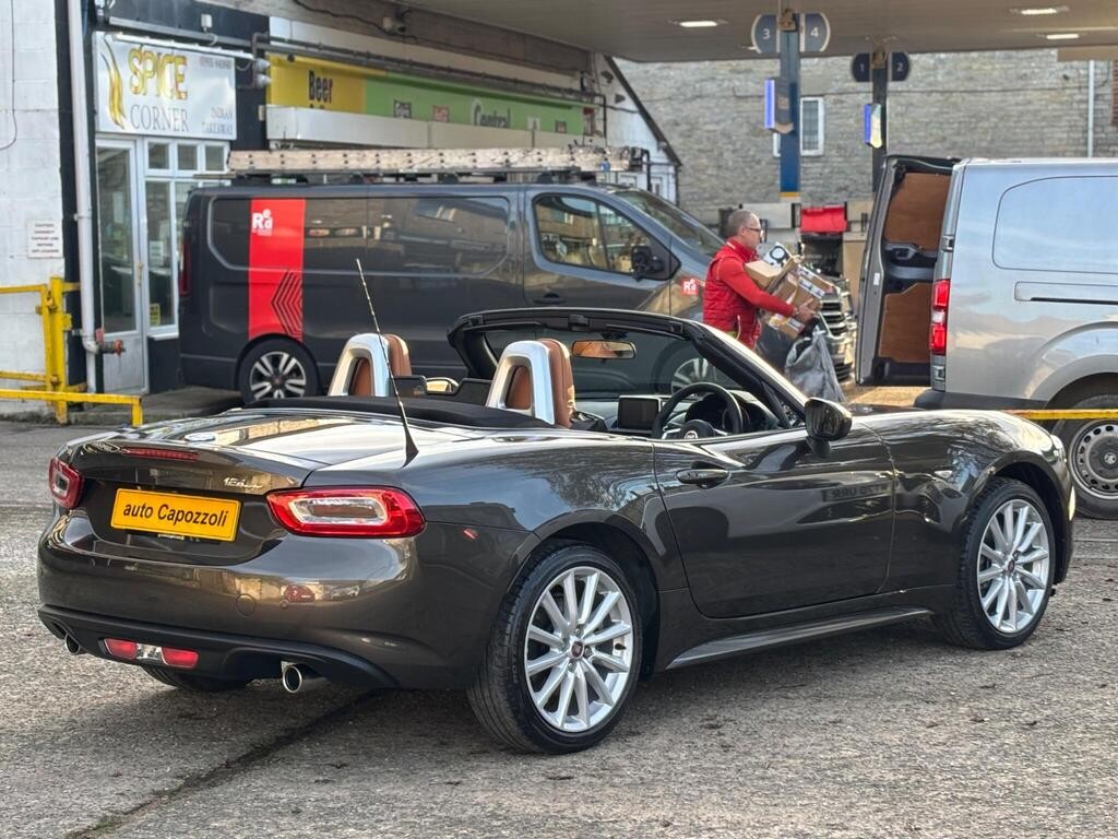 Used Fiat 124 Spider 2017 for sale - 76653798: Photo 7