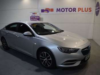 2017 (67) - 1.6 DESIGN NAV ECOTEC 5d 134 BHP 5-Door