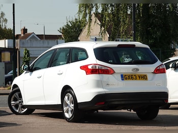 Used Ford Focus 2013 for sale - 75601057: Photo