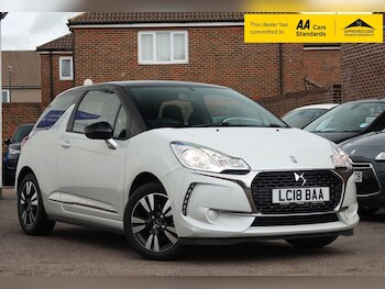 (18) - 1.2 PureTech Chic Hatchback 3dr Petrol Manual Euro 6 (82 ps)