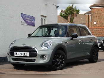 Used MINI Hatch 2019 for sale - 75978484: Photo