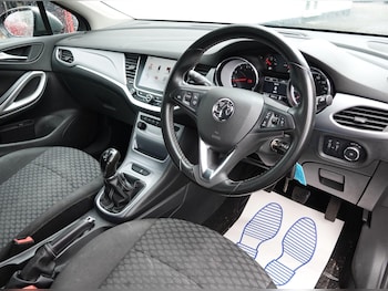 Used Vauxhall Astra 2017 for sale - 75916010: Photo