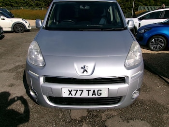 Used Peugeot Partner Tepee 2014 for sale - 77892779: Photo