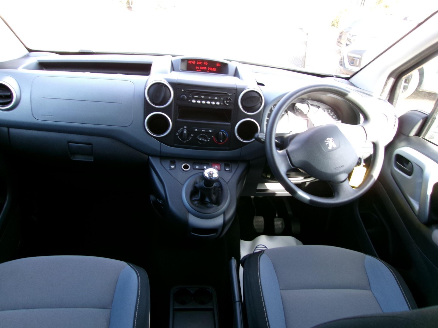 Used Peugeot Partner Tepee for sale - 77892779: Photo 9