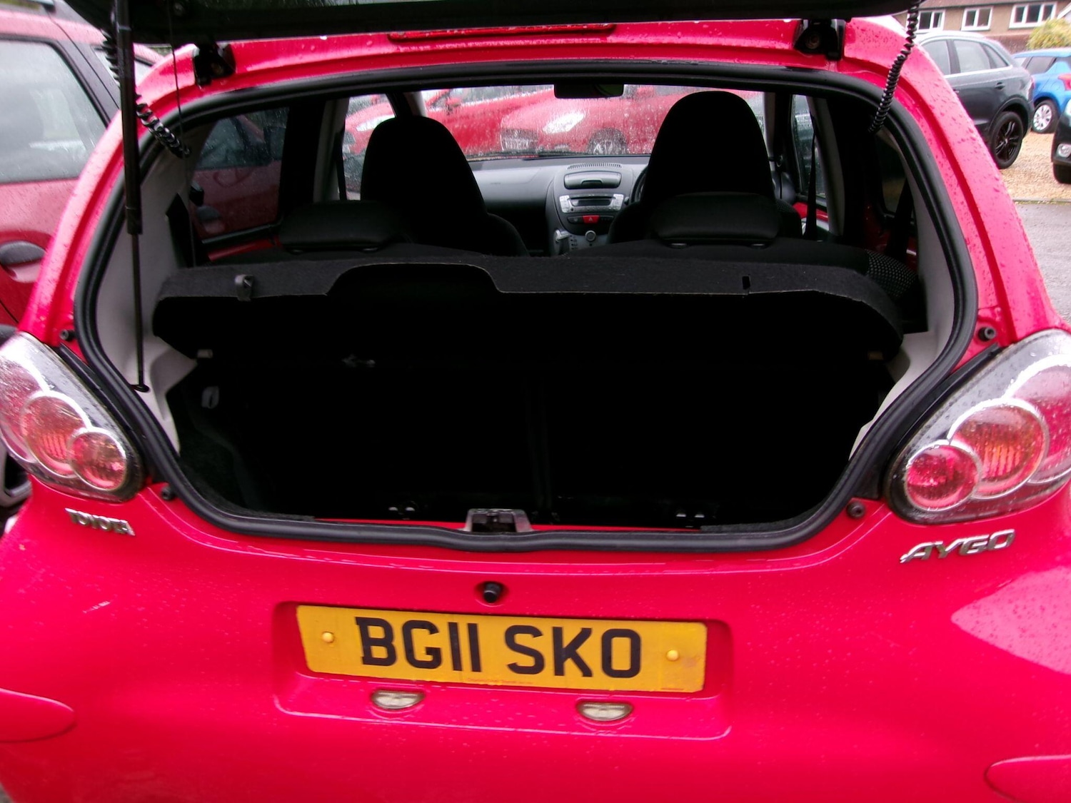 Used Toyota AYGO 2011 for sale - 76472444: Photo 16