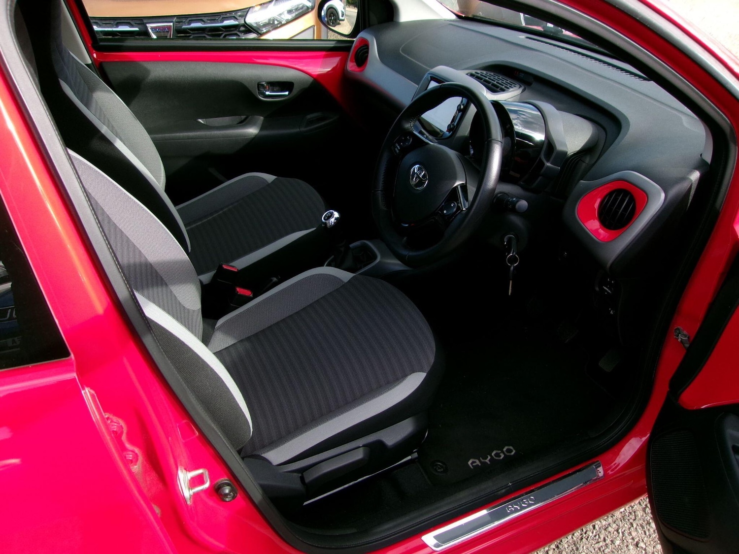 Used Toyota AYGO 2018 for sale - 77839357: Photo 14