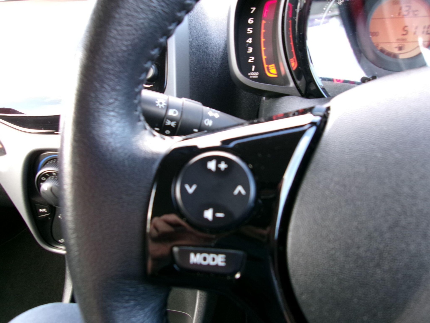 Used Toyota AYGO 2018 for sale - 77839357: Photo 19