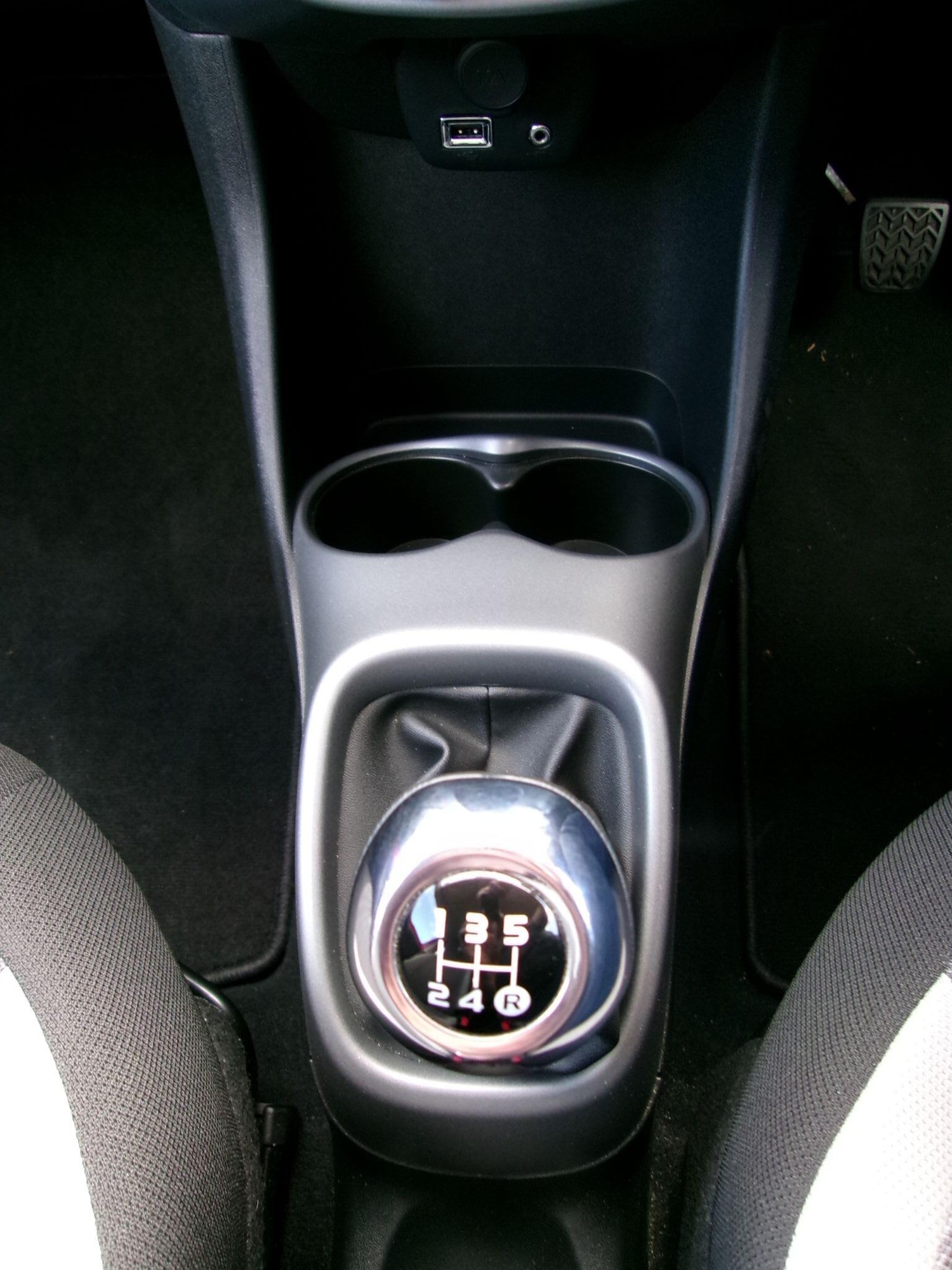 Used Toyota AYGO 2018 for sale - 77839357: Photo 46