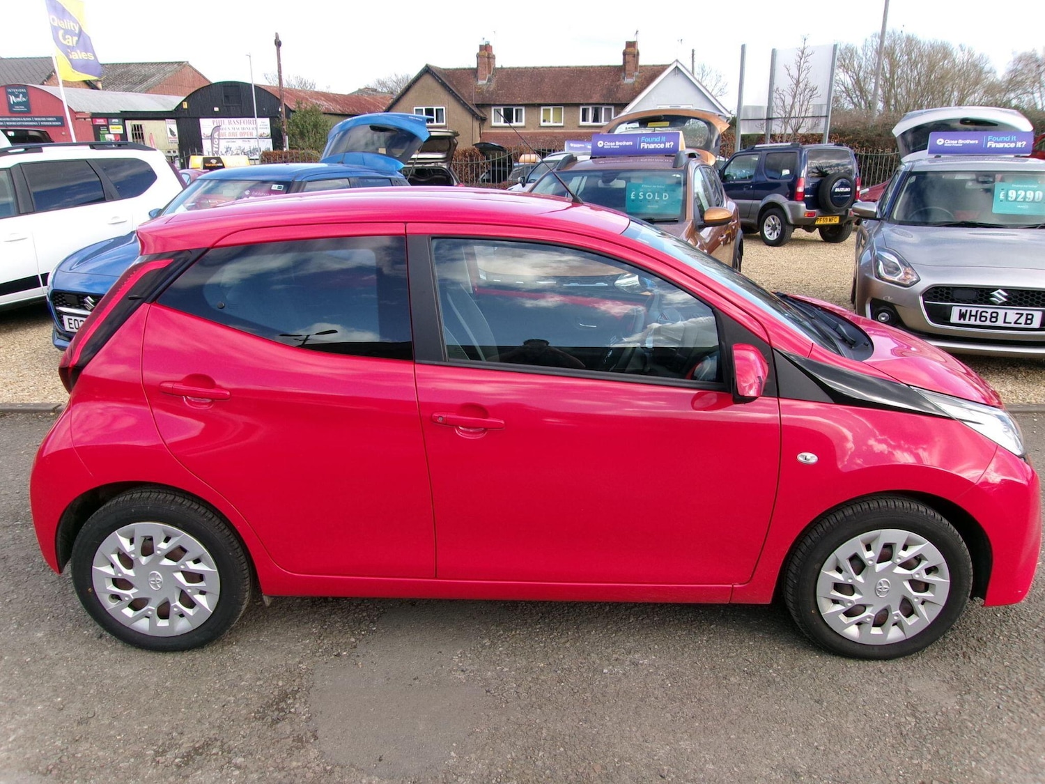 Used Toyota AYGO 2018 for sale - 77839357: Photo 8
