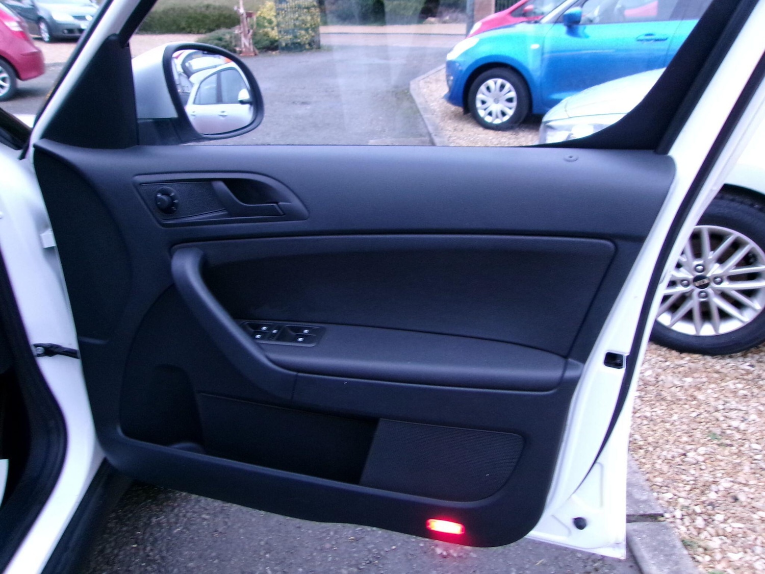 Used Skoda Yeti 2015 for sale - 77029517: Photo 23