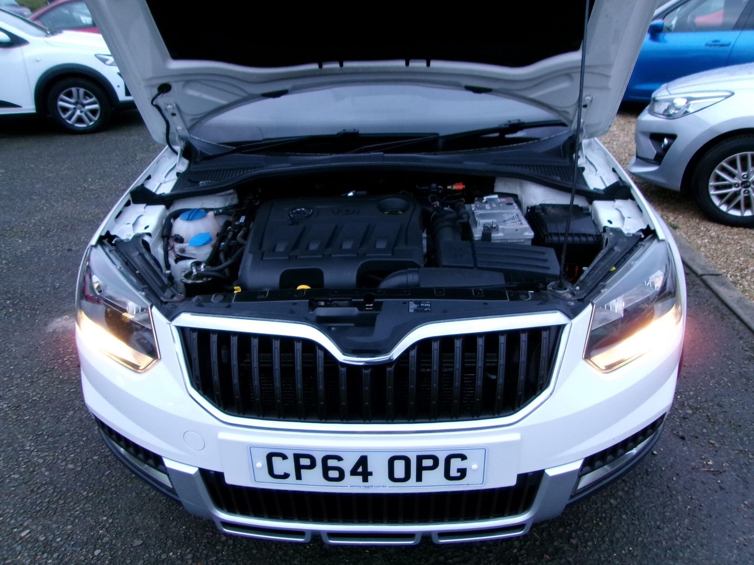 Used Skoda Yeti 2015 for sale - 77029517: Photo 41