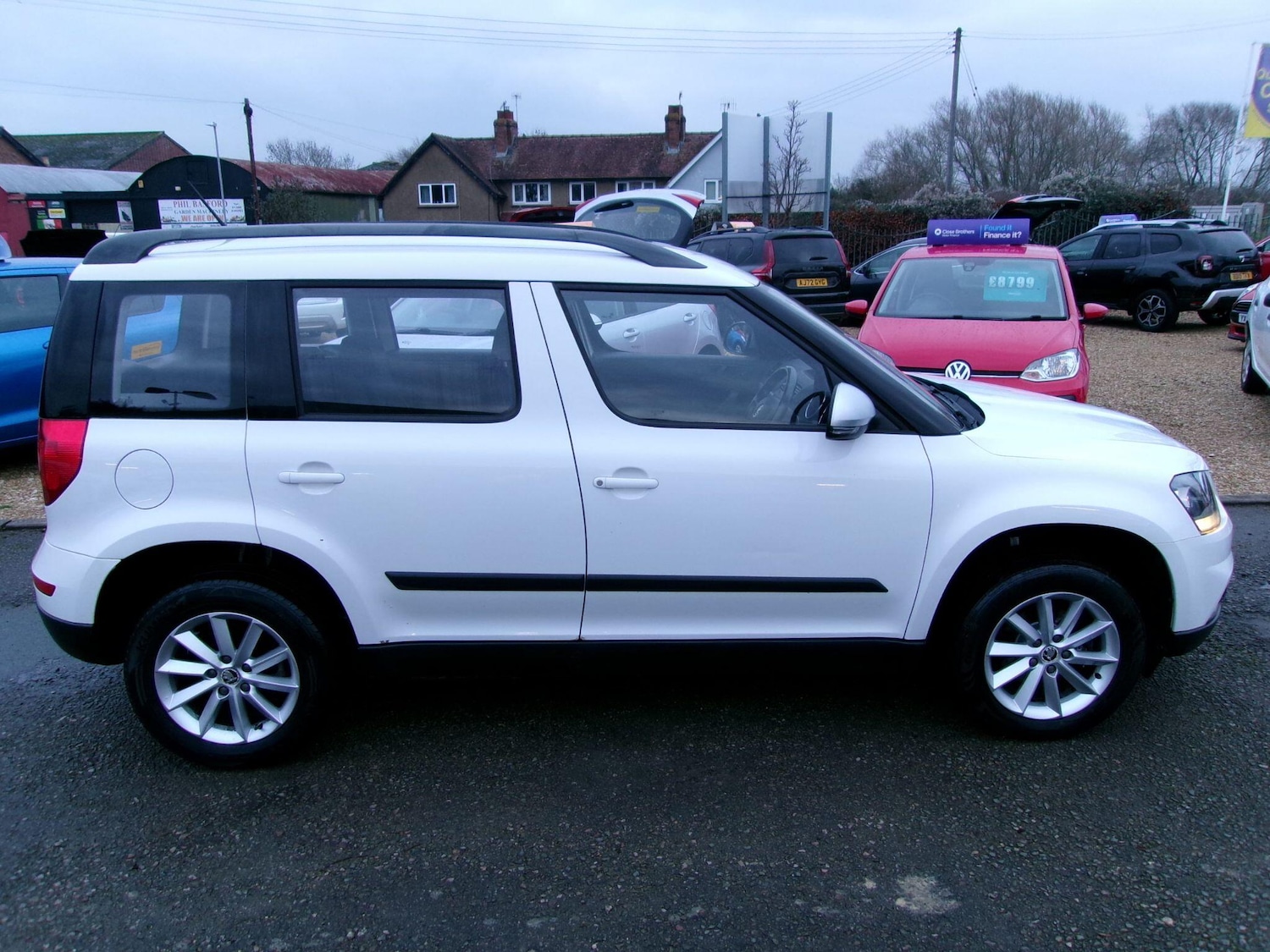 Used Skoda Yeti 2015 for sale - 77029517: Photo 7