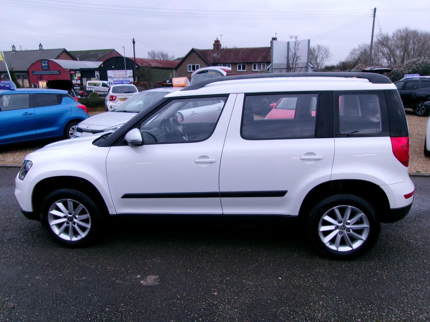 Used Skoda Yeti 2015 for sale - 77029517: Photo 8