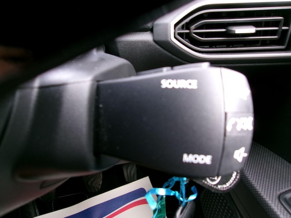 Used Dacia Sandero 2023 for sale - 76296138: Photo 47