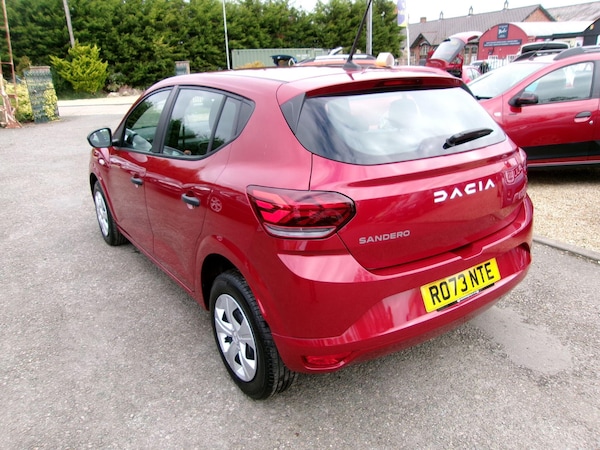 Used Dacia Sandero 2023 for sale - 76296138: Photo 4