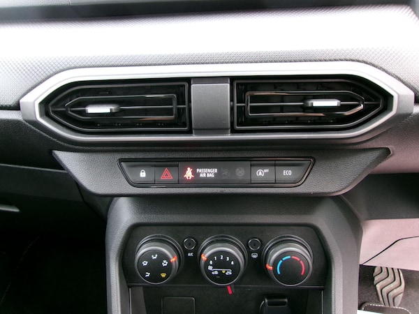 Used Dacia Sandero 2023 for sale - 76296138: Photo 9