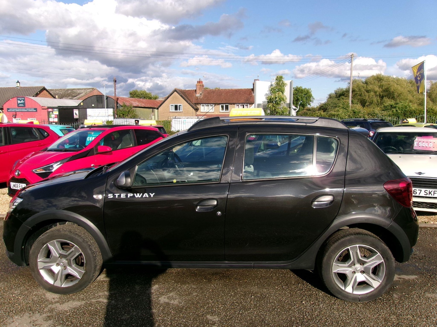 Used Dacia Sandero Stepway 2019 for sale - 77120875: Photo 5