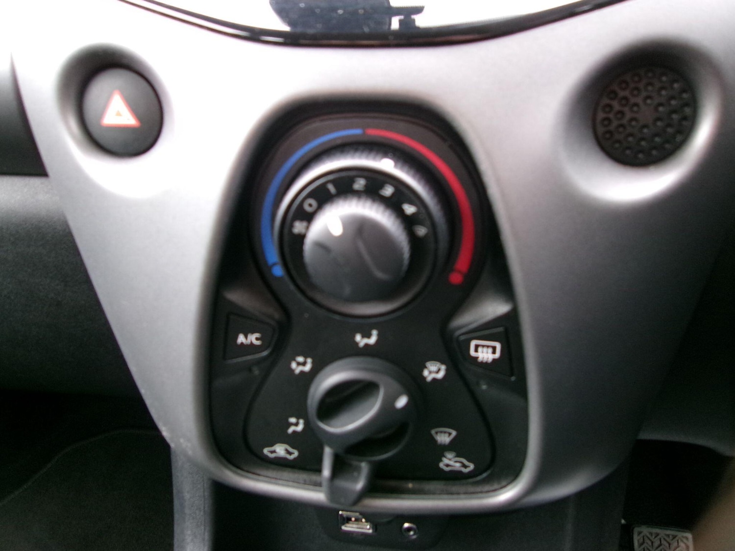 Used Toyota AYGO 2021 for sale - 78007077: Photo 19