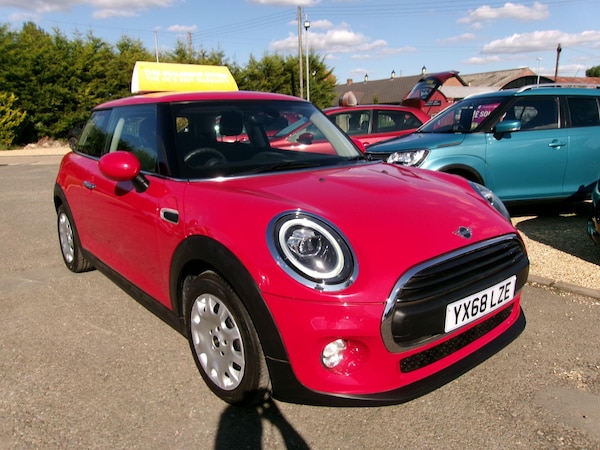 Used MINI Hatch 2018 for sale - 75310939: Photo 1